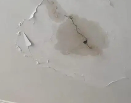 北塔阳台漏水维修公司分享下屋面防水工程质量问题原因分析